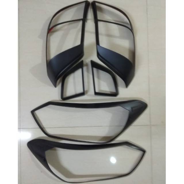 Garnish Agya / Ayla 2017,2018,2019,2020,2021 black