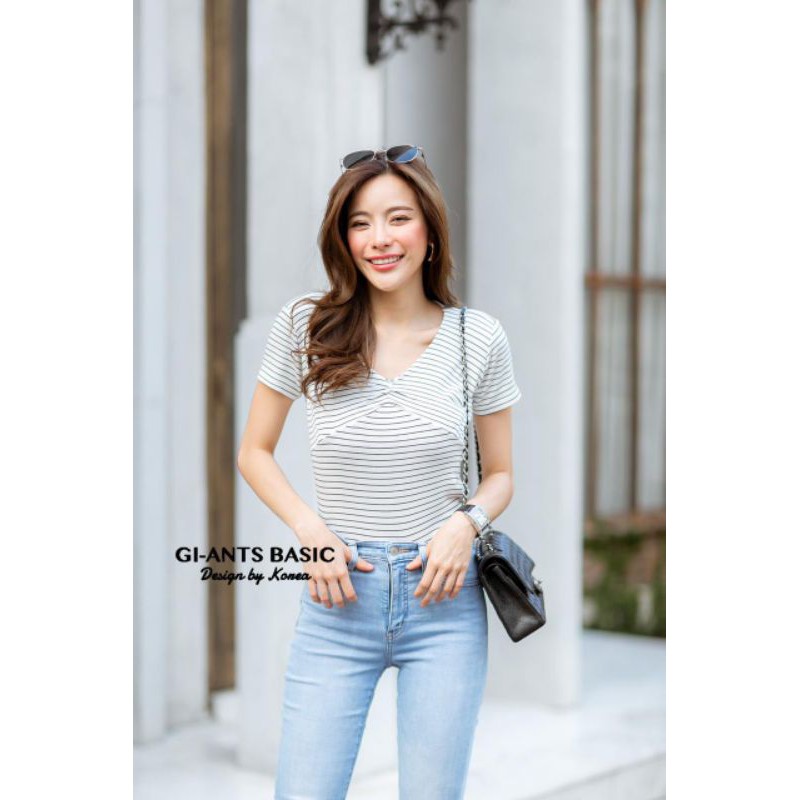 Kaos Giants Basic Model V Neck Salur/T Shirt Import Bangkok/Atasan Bangkok (BJGB189)