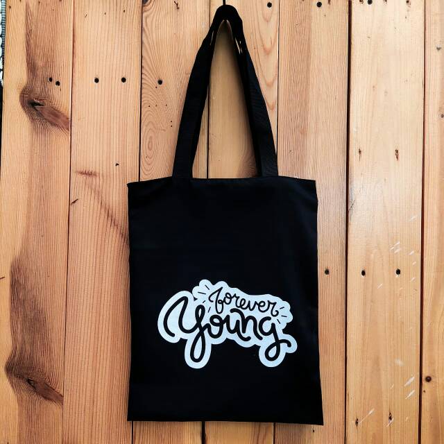 Totebag / String bag ransel serut sablon  FOREVER YOUNG / kpop / korea || Kiiyoomii