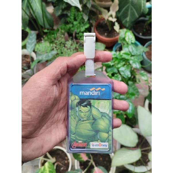 

Tempat nametag single card plus jepitan kerang id card plastik putih terlaris