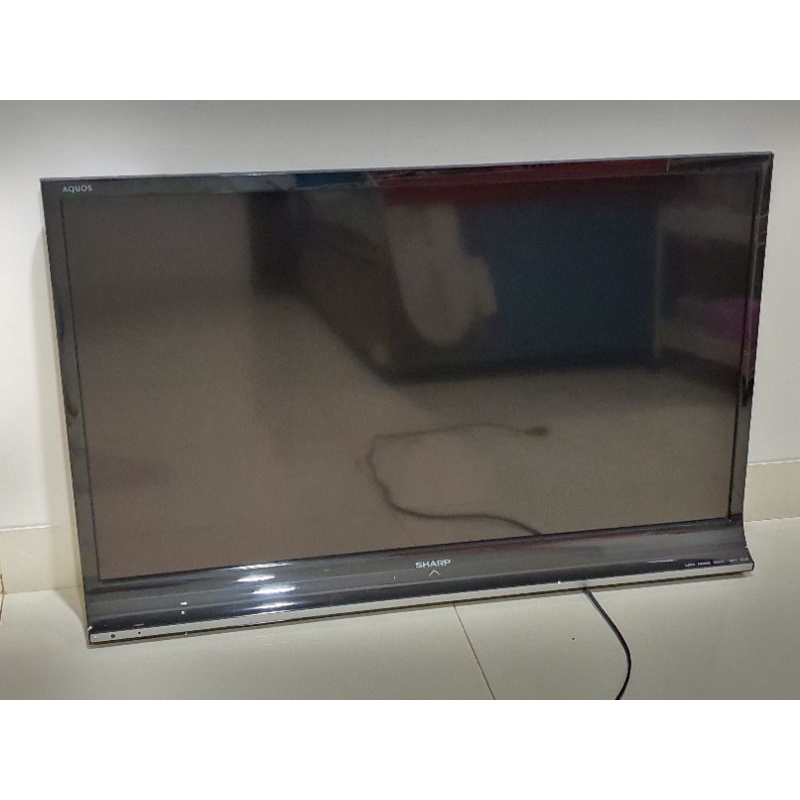 Sharp Aquos LC-40LE355M. 40 inch led tv