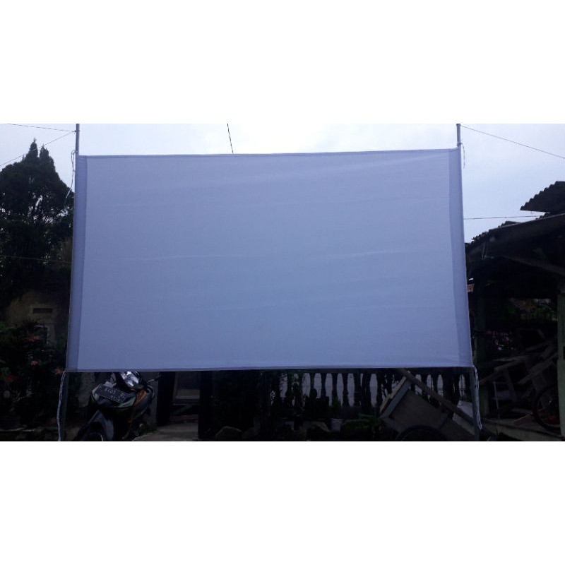 Layar proyektor putih polos size 150 x 250 cm tanpa sambungan