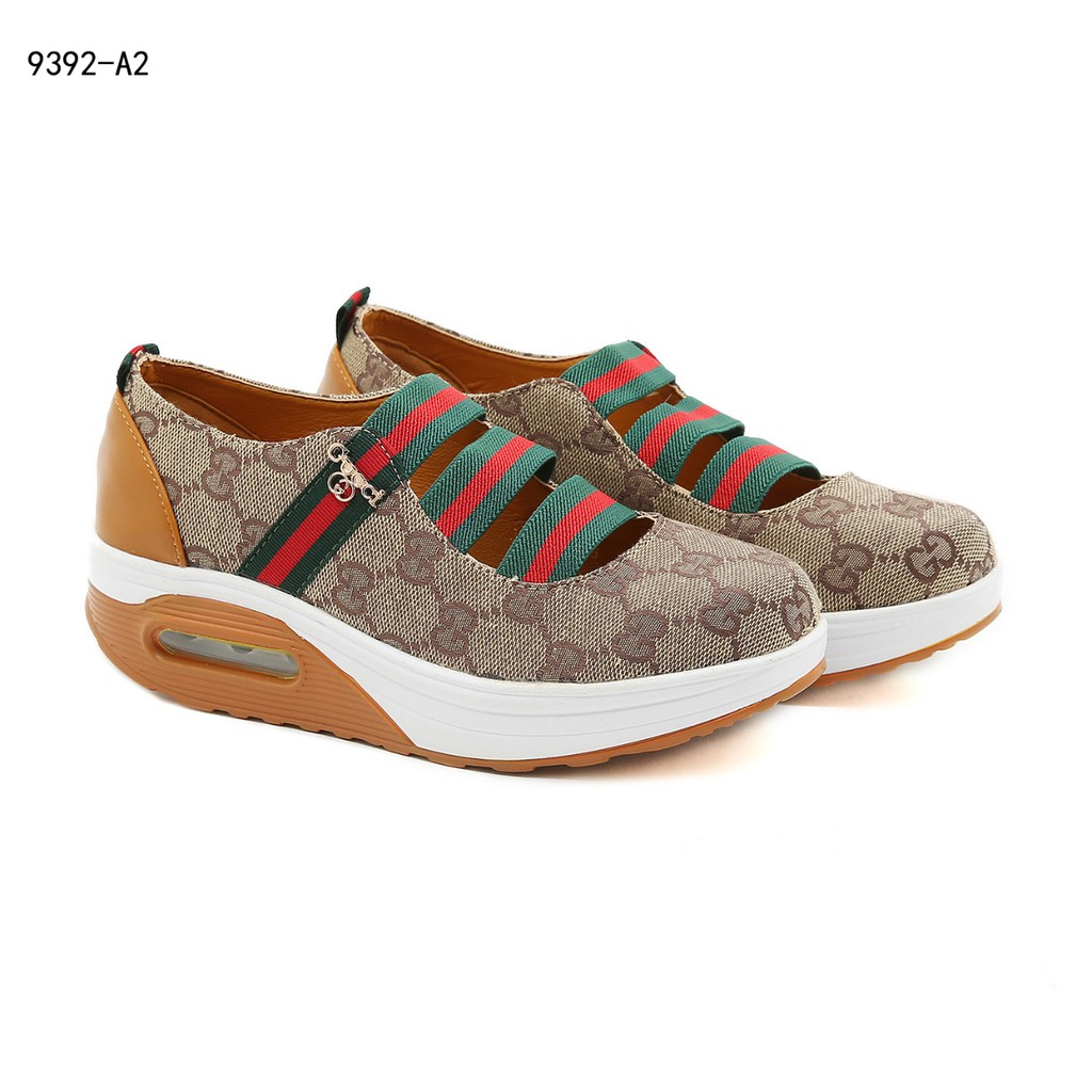 GC Wedges GG Canvas Slip On Shoes 9392-A2