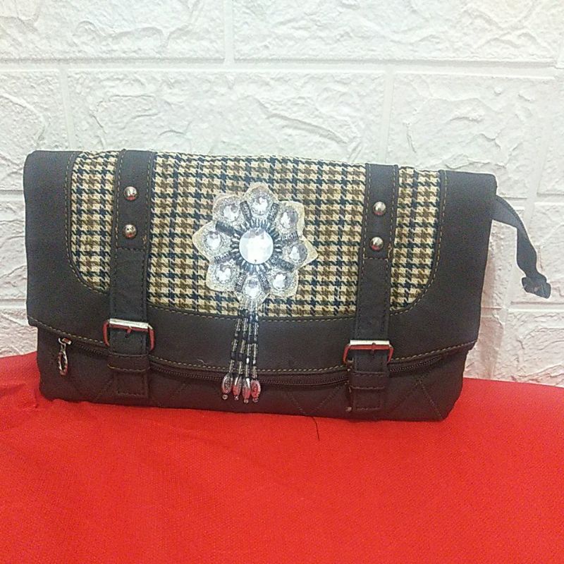 Tas Murah [ PreLoved ❤ ] Tas-Dompet Cewek Coklat Chanel