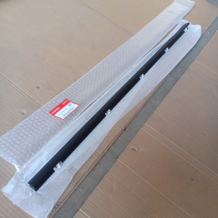 Pelipit Kaca Karet Kaca ESTILO Original