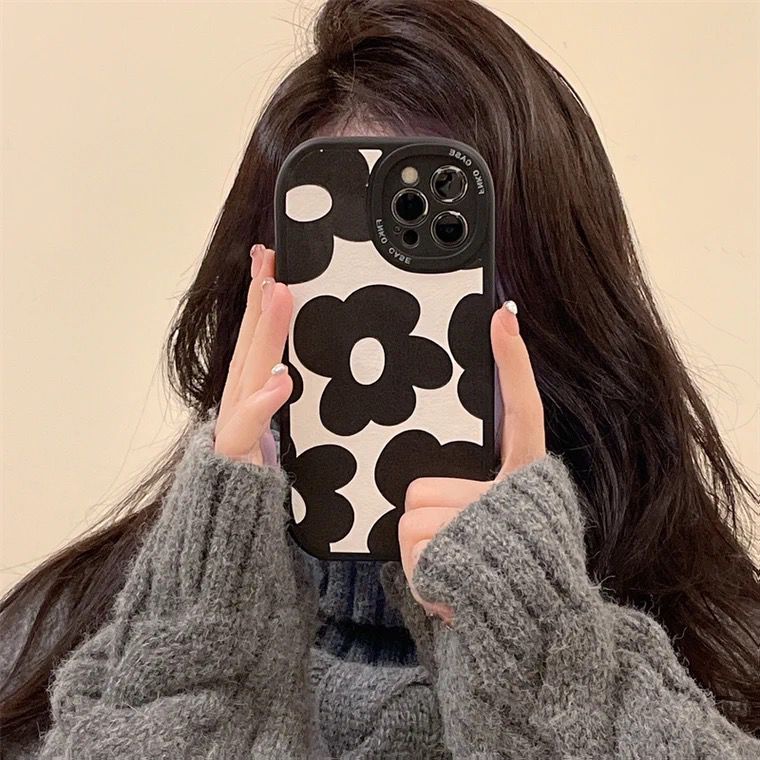 [TPC] Phone Case IPHONE 6 6S 7 8 PLUS X XS MAX XR 11 12 13 14 MINI PRO MAX BLACK FLOWER Casing Korean Cute IP025