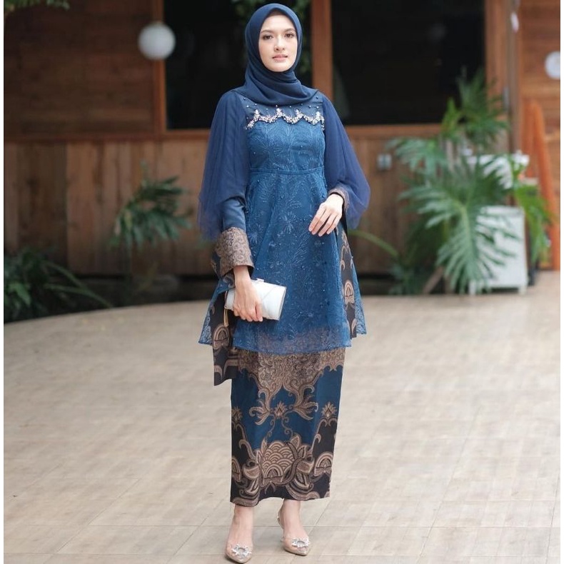 Luna Tunic Kebaya Brukat Kemeja Batik Couple Kebaya Kondangan Beidesmaid Pesta Wisuda Set Wanita Brokat Aksen Mutiara Tutu Kebaya batik jumbo terbaru kebaya kopel cewek cowok kebaya batik kondangan seragaman pernikahan sarimbit kutu baru batik