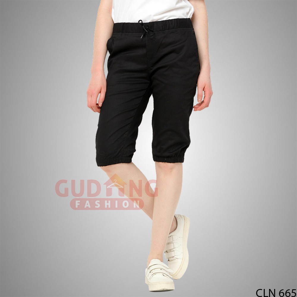 Jogger Pendek Wanita Model Terbaru - CLN 665