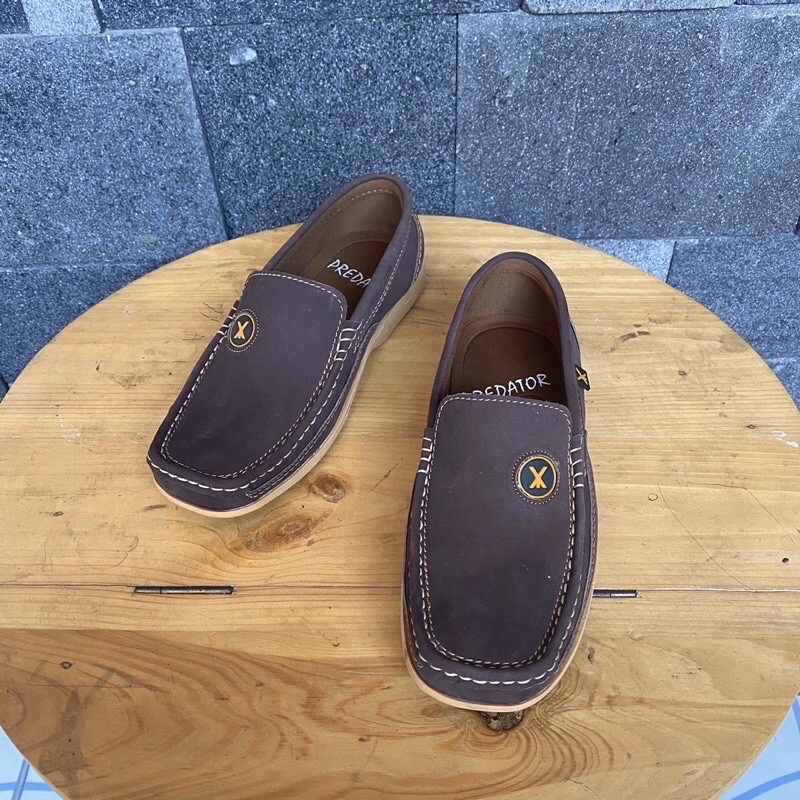 Sepatu casual pria bahan kulit sapi asli type buck atau kulit balik j1