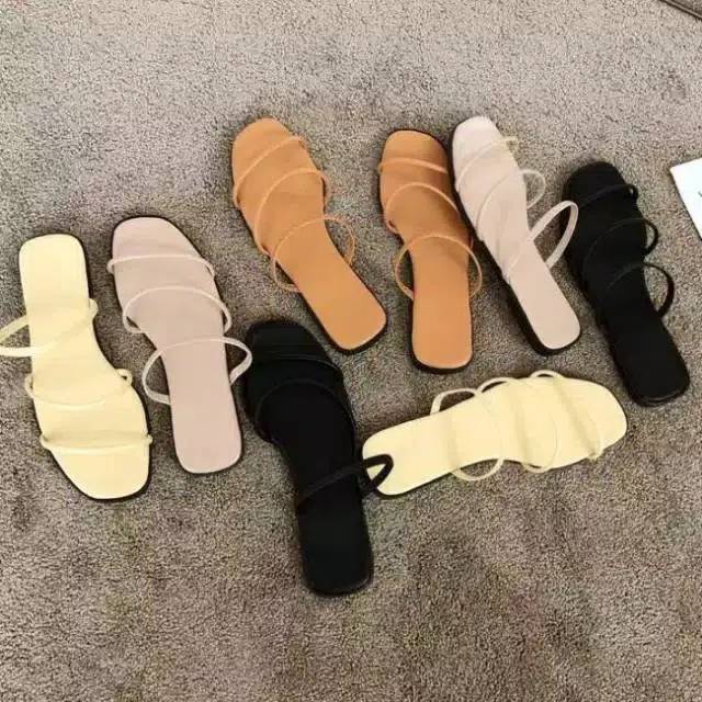 Sendal adele tali tiga