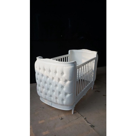 Tempat Tidur Bayi Dipan Bayi