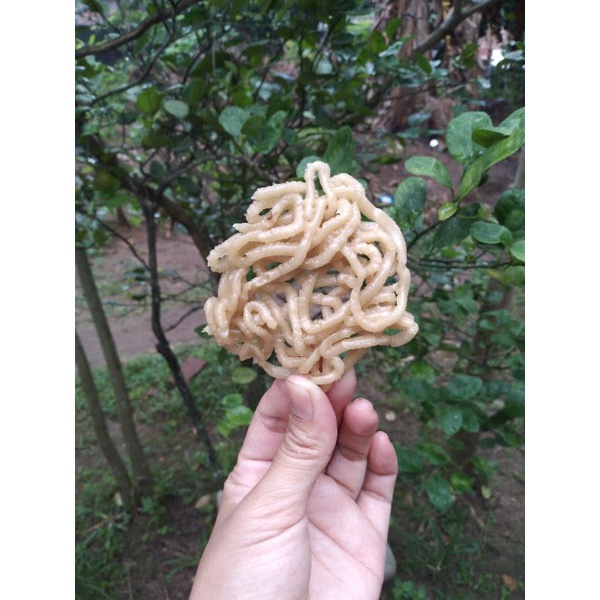 

kerupuk renggining-snack tradisonal-makanan ringan