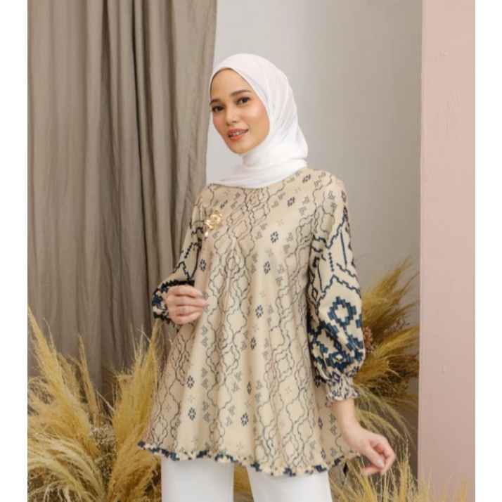 Cika Blouse by Wearing Klamby