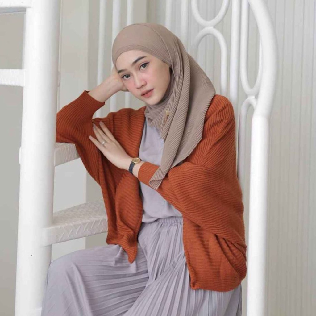 NADIRA Batwing Cardigan Rajut 12get