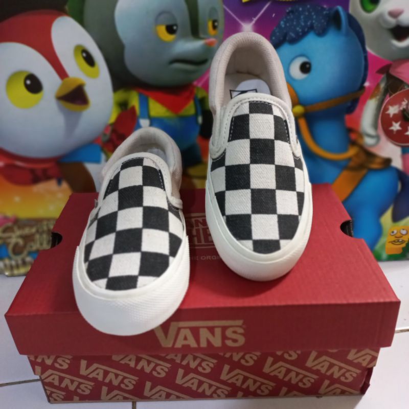 sepatu vans slip on anak cream motif karakter size 25-35