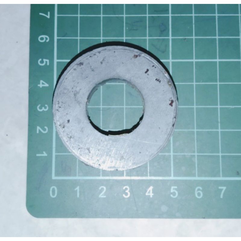 magnet Ferrite diamiter 5cm - tebal 10mm