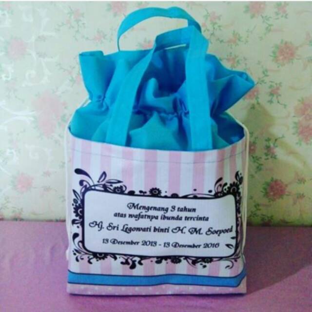 

Tas ulang tahun souvenir