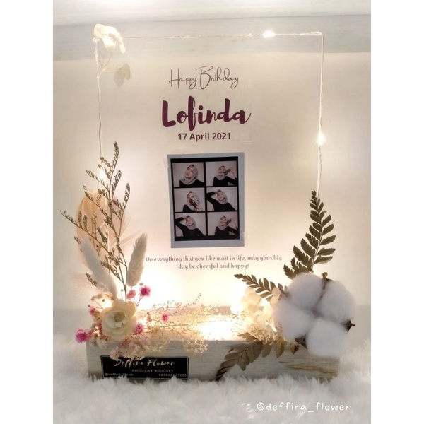 Flower Frame Acrylic/light acrylic/stand acrylic/kado wisuda/kado wedding