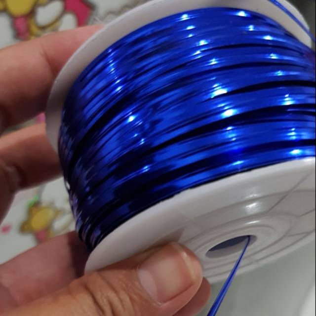 

Tali kawat souvenir