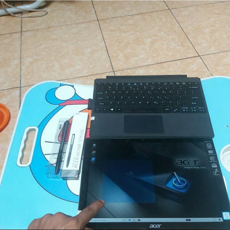 KMI LGI PROMO MURAH                Laptop 2 in 1 Tablet Touchscreen Acer Switch Alpha 12 Cor