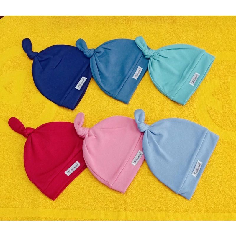 topi bayi katun polos warna 0 - 3 m / Topi bayi new born kain lembut