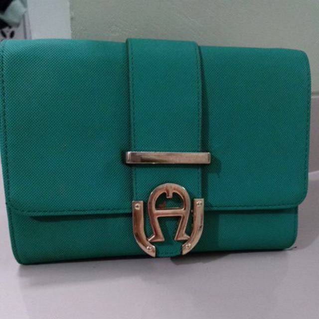 Dompet Aigner preloved