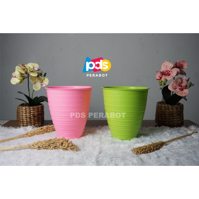 POT PIRUS MADU TINGGI 20 PUTIH DIAMETER ATAS 18 CM MOTIF TAWON TIRUS 18CM