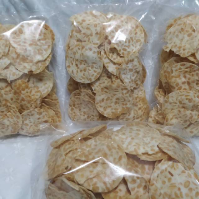 

keripik tempe sagu 250gr / tempe sagu / kripik tempe / cemilan