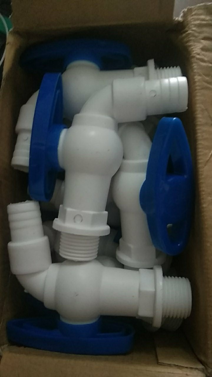 Kran Air Pvc Hpp 1/2 (inch) / Keran Air Tembok Taman