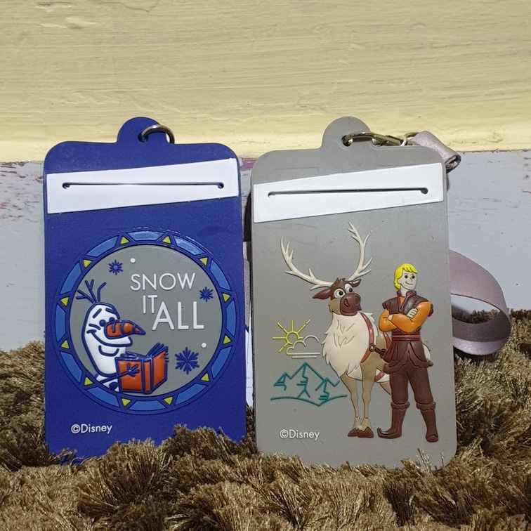 

ID Card Holder FROZEN - Name Tag FROZEN