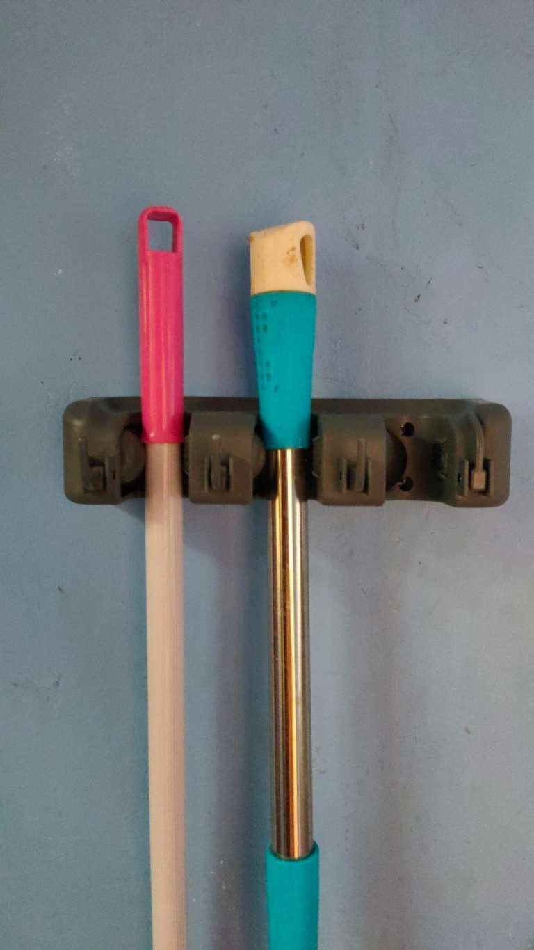 Gantungan Sapu Alat Pel Dengan Hook 3 Slot Magic Hanging Mop Holder Im39