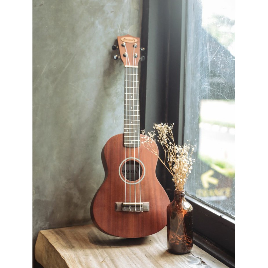 Kuy Beli  Ukulele Concerto Makoa Paket Hemat Free Tas dan Pick LO01