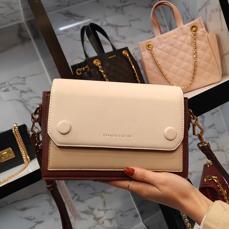 Gambar Model Tas  Charles  Keith  Terbaru Seputar Model