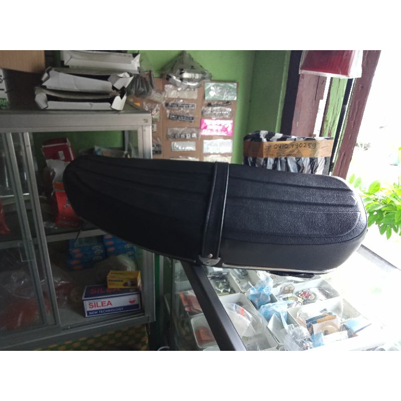 jok sambung Vespa Piaggio timbul jok panjang Vespa model PIAGGIO TIMBUL