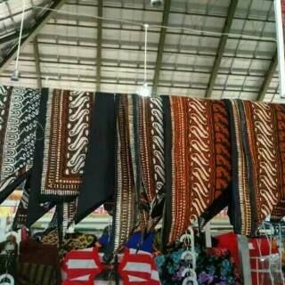 SLAYER IKET  KEPALA BATIK BLANGKON BATIK SEGITIGA KHAS 