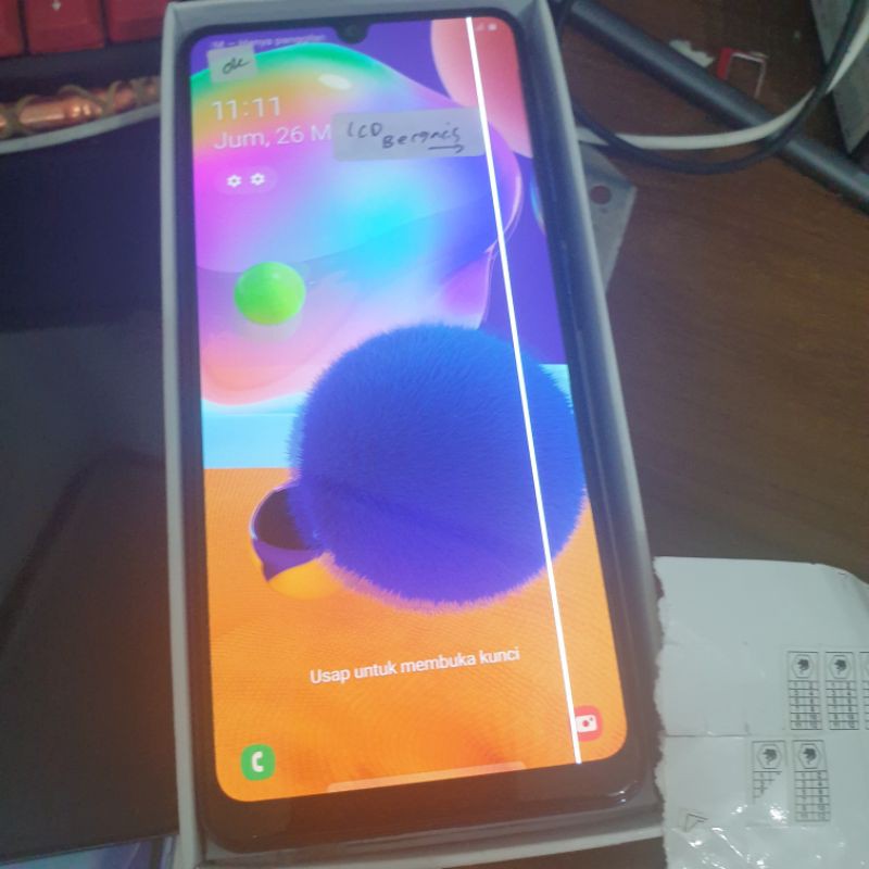 Samsung A31 Minus Lcd garis
