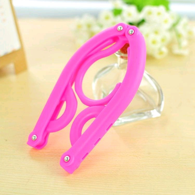 Hanger LIPAT Jemuran - Gantungan Baju Portable Plastic Plastik Pakaian Travelling Traveling Travel