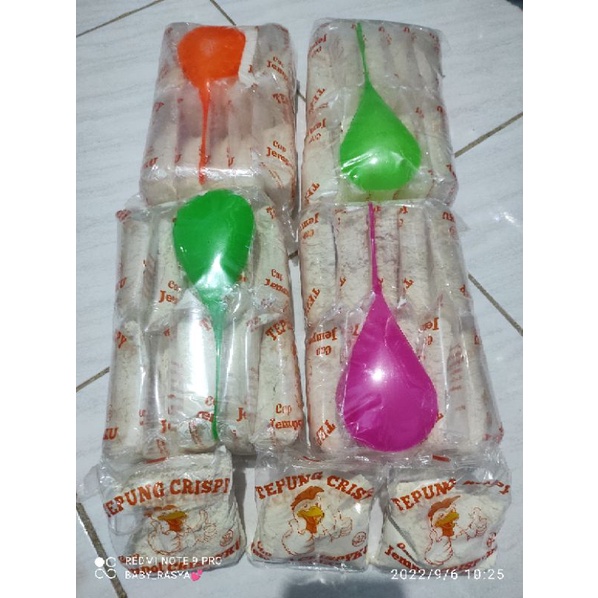 

tepung kriuk 1 jumbo ball isi 10 pcs gratis centong