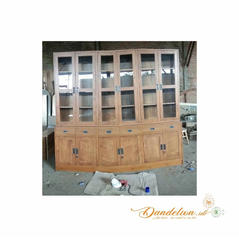 RAKA - LEMARI HIASAN JATI LEMARI PAJANGAN JATI LEMARI KACA LEMARI MINIMALIS LEMARI KAYU JATI LEMARI 