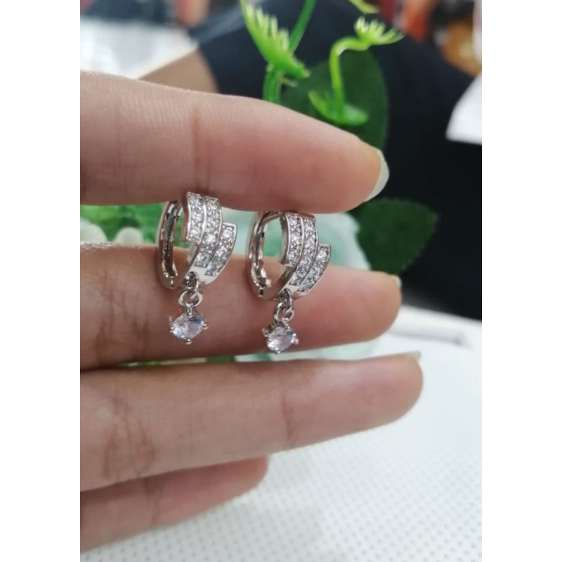 ANTING WANITA TITANIUM WARNA SILVER BANYAK PILIHAN MODEL DAN BENTUK