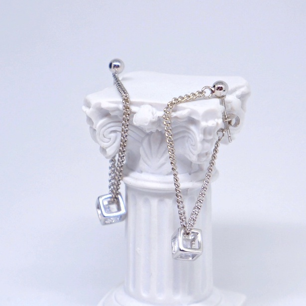 Anting panjang bentuk rantai kubik - anting tusuk pesta panjang menggantung - giwang pesta silver A9