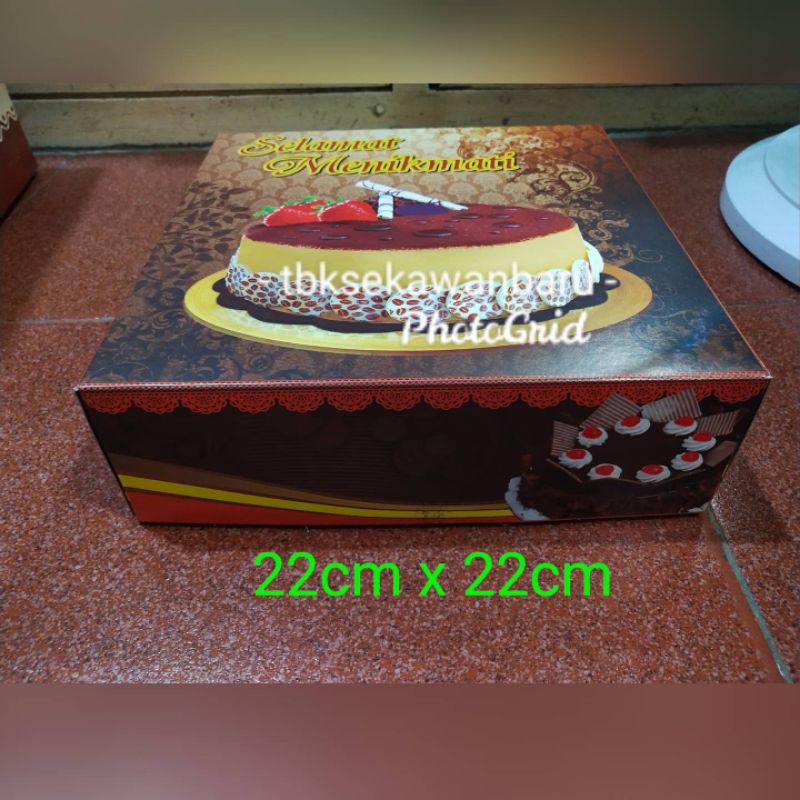 

Kotak bolu 22x22 cm