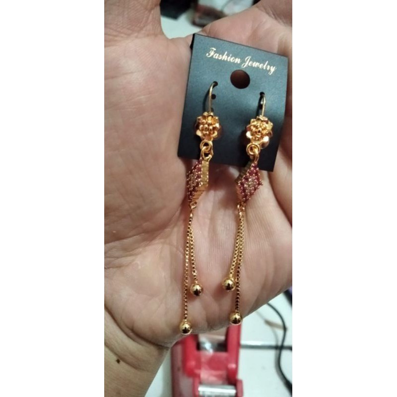 anting xuping wanita lapis emas dengan mata zircon  C221.