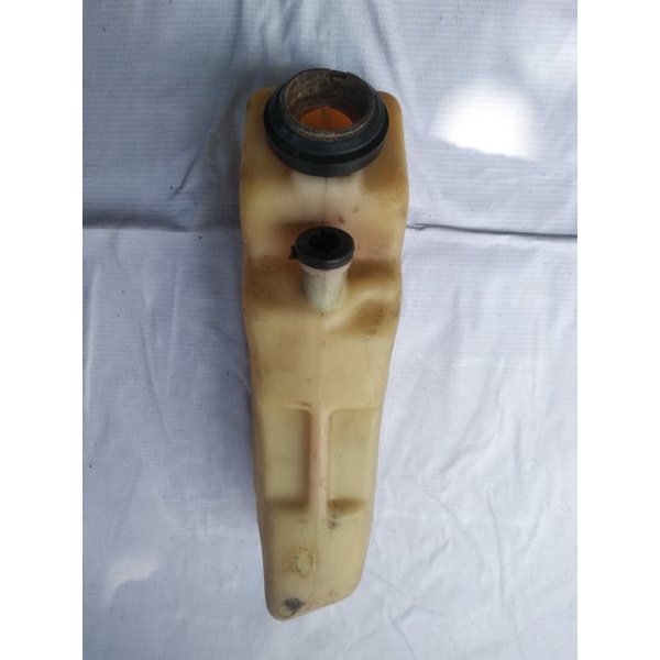box tabung oli samping yamaha V75.