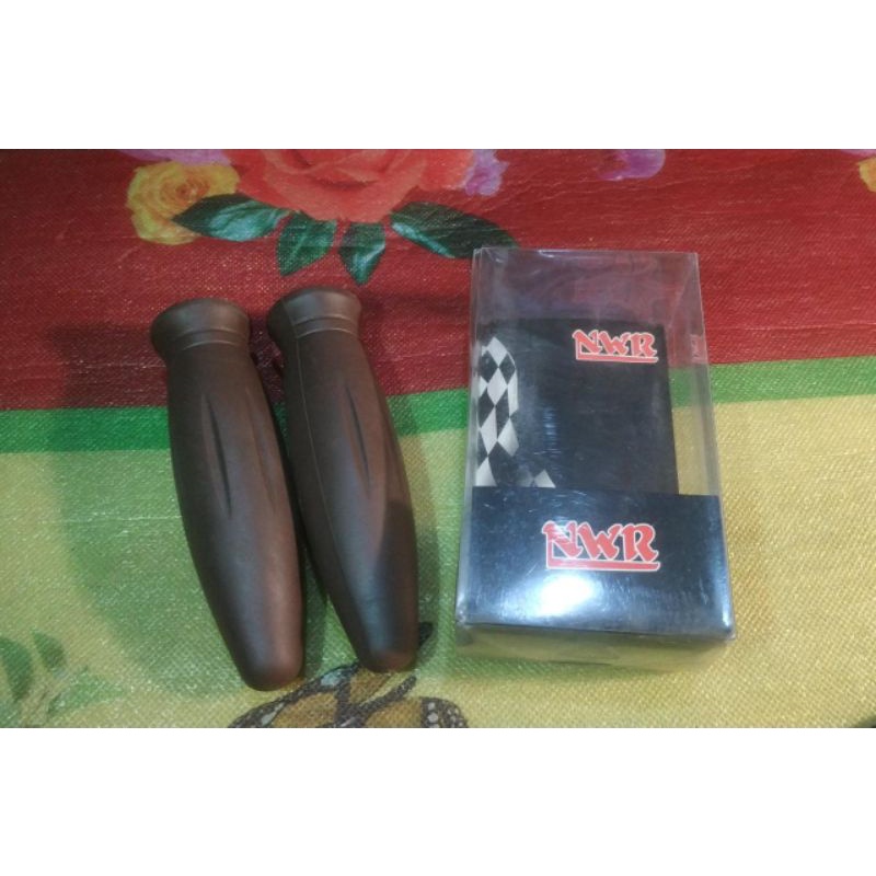ampak kanan kiri handgrip handpack karet pegangan stang setang setir sepeda motor PNP bebek matik sp
