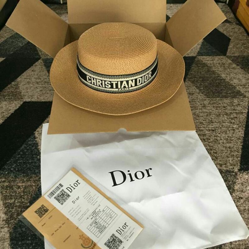 Dior Dioresort summer bucket straw hat (Pls baca deskripsi lengkap)
