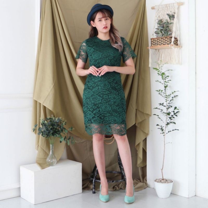 BISA COD - LULU ASMIRANDA DRESS PESTA BRUKAT/ DRESS NATAL  / MINI DRESS BRUKAT LILI SIMPLE ELEGANT / SIZE LD100 ( REAL PIC )