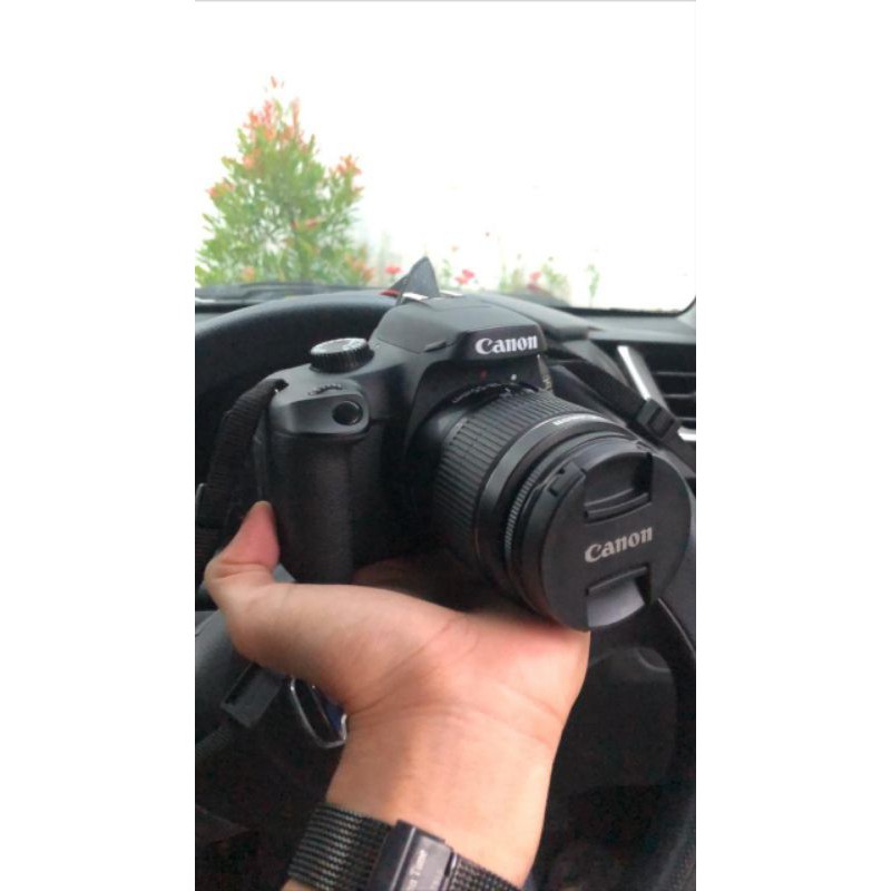 Kamera Canon EOS 4000D
