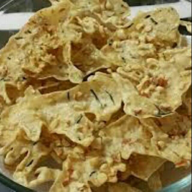 

Peyek kacang gurihhhhhh
