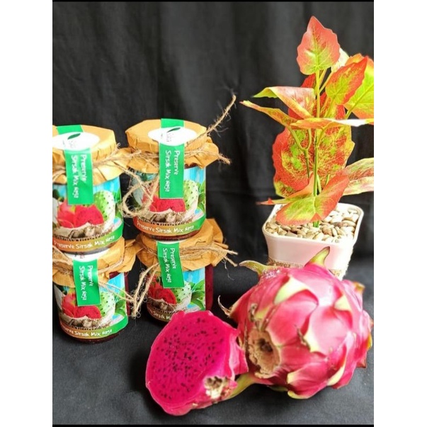 

HOMEMADE Preserve Naga Sirsak